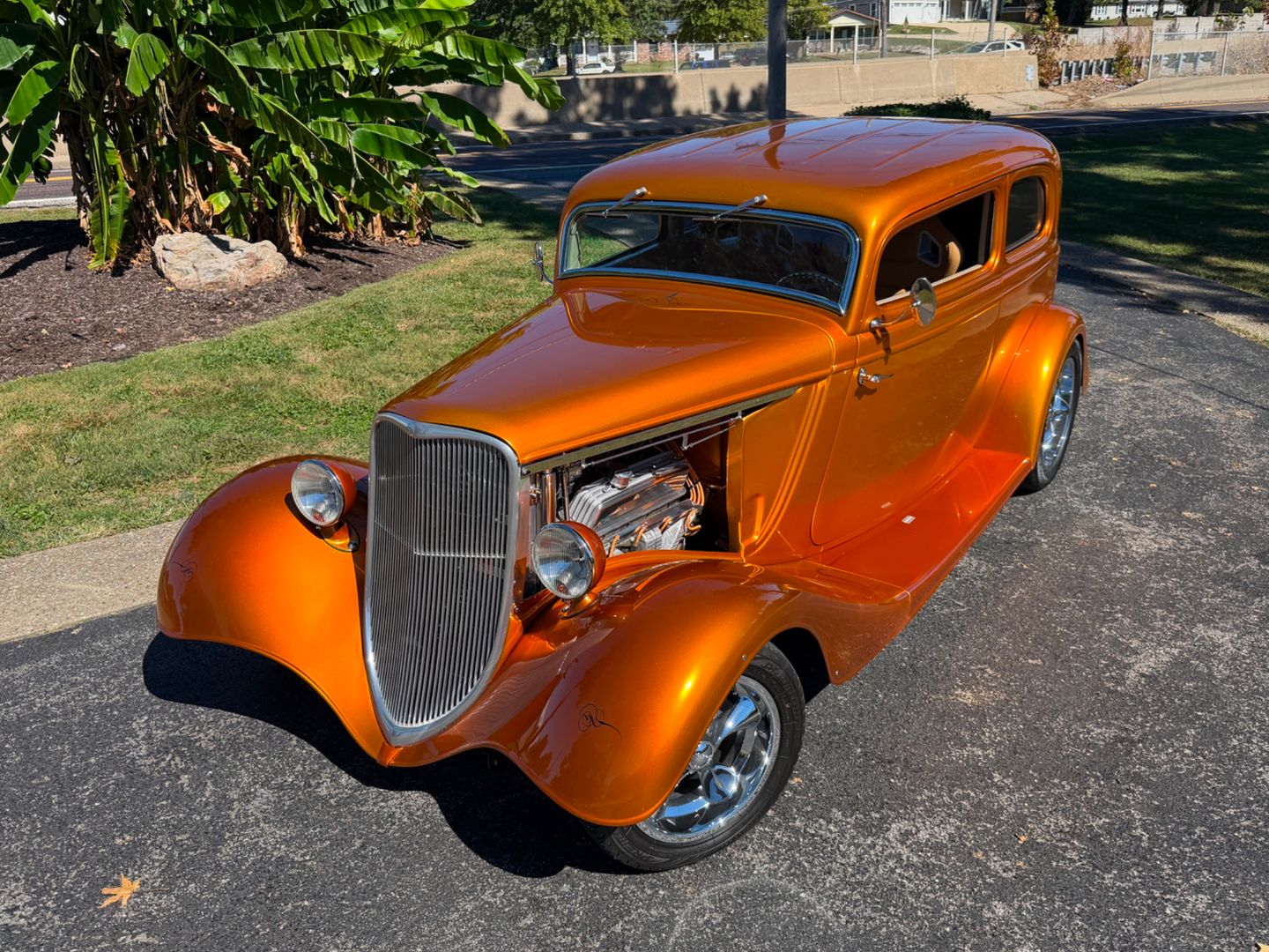 1933 FORD Vicky 13