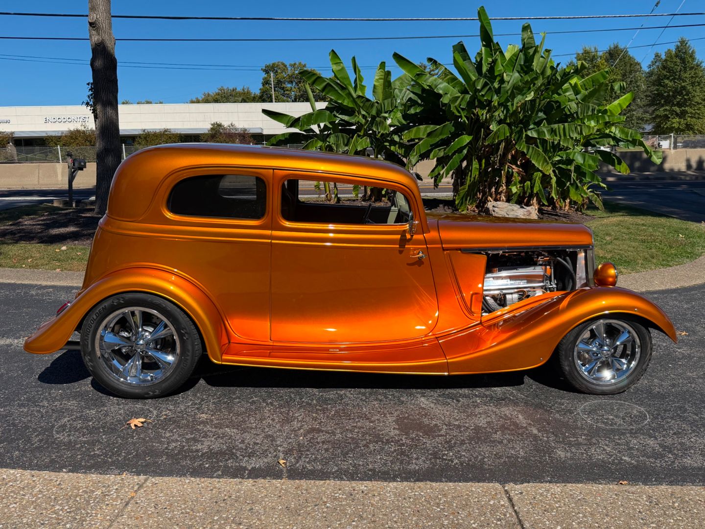 1933 FORD Vicky 104