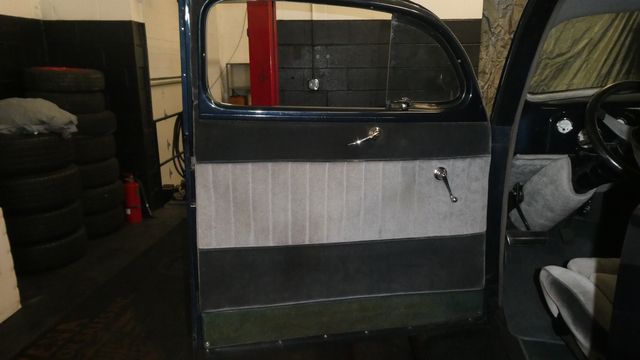 1937 FORD SLANT BACK 2 DR