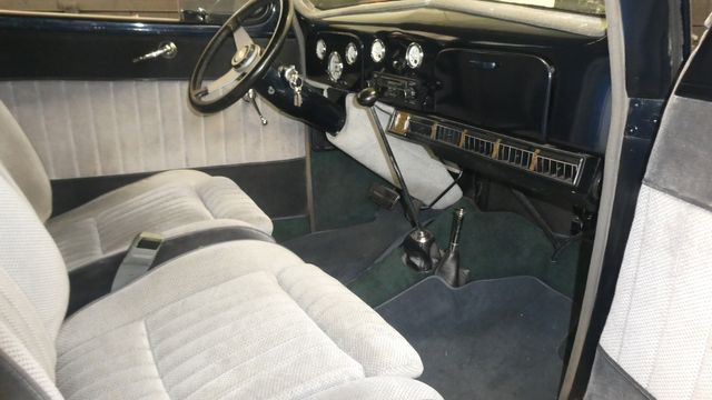 1937 FORD SLANT BACK 2 DR