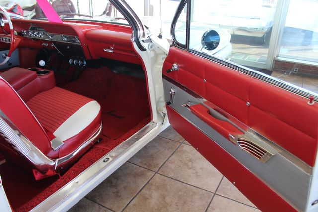 1961 Chevrolet Impala SS Bubble Top 409 | Granite City, Illinois | MasterCars Company Inc. 1961 Chevrolet Impala SS Bubble Top 409 | Granite City, Illinois | MasterCars Company Inc.