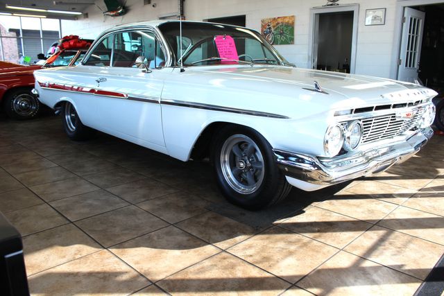 1961 Chevrolet Impala SS Bubbletop 409 | Granite City, Illinois | MasterCars Company Inc. 1961 Chevrolet Impala SS Bubbletop 409 | Granite City, Illinois | MasterCars Company Inc.