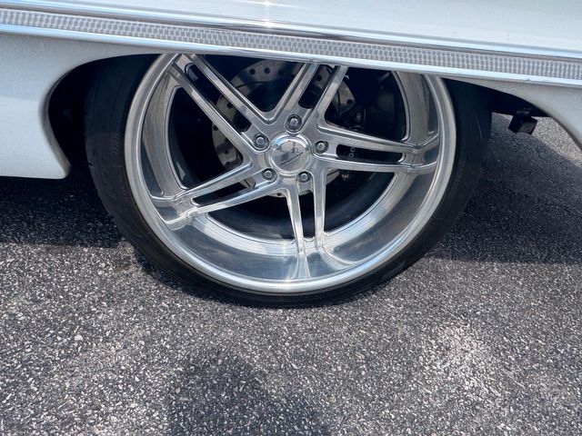 1963 Chevrolet Impala RestoMod | Valley Park, Missouri | VELOCITY PERFORMANCE GARAGE 1963 Chevrolet Impala RestoMod | Valley Park, Missouri | VELOCITY PERFORMANCE GARAGE