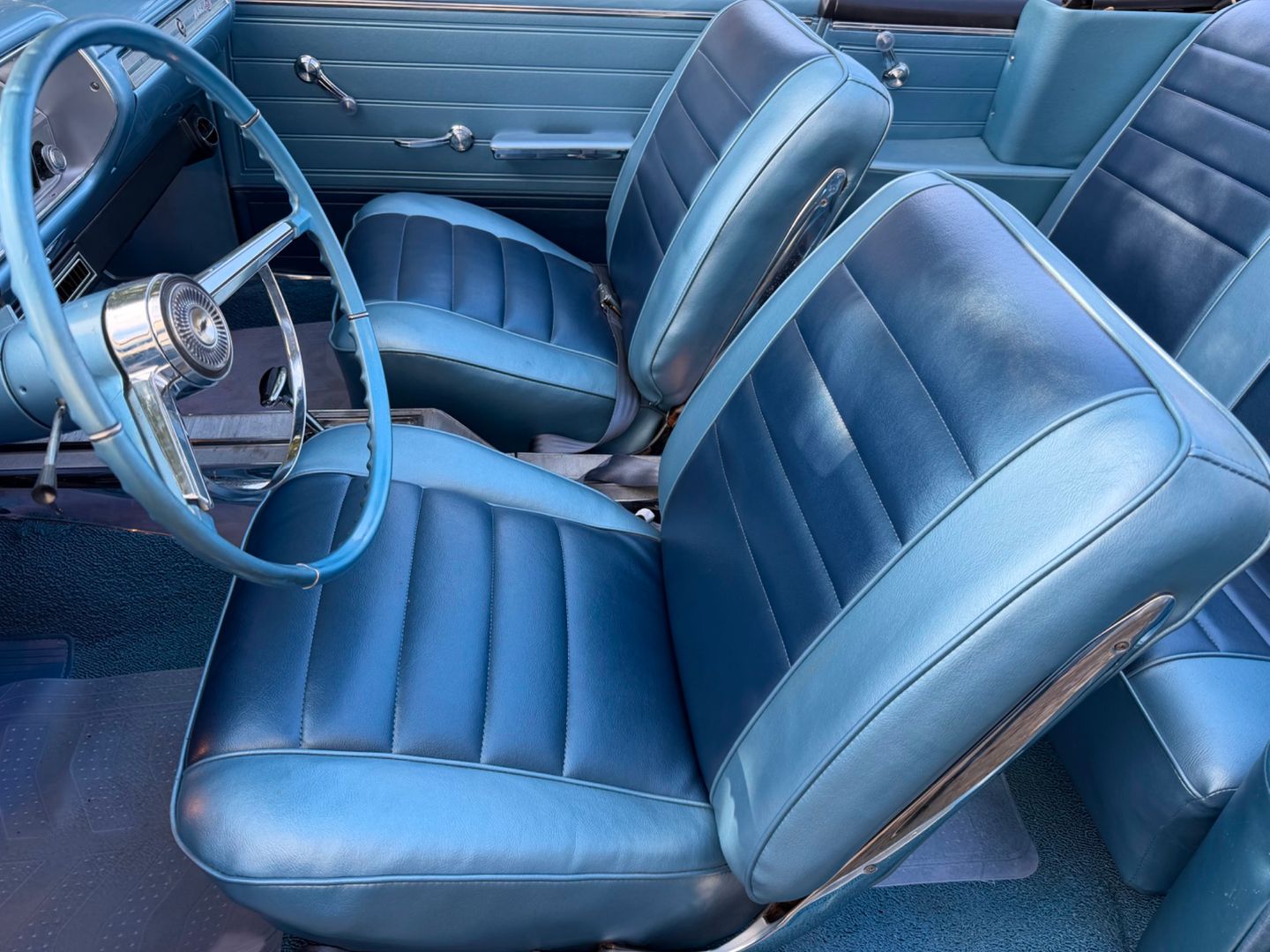 1933 FORD Vicky 328
