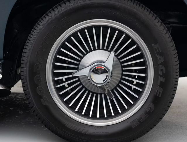 1966 Chevrolet Corvette 427 | Valley Park, Missouri | VELOCITY PERFORMANCE GARAGE