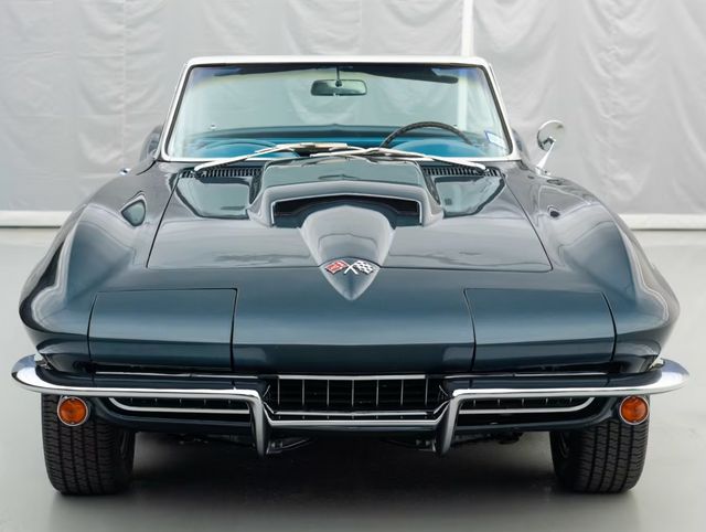 1966 Chevrolet Corvette 427 | Valley Park, Missouri | VELOCITY PERFORMANCE GARAGE 1966 Chevrolet Corvette 427 | Valley Park, Missouri | VELOCITY PERFORMANCE GARAGE
