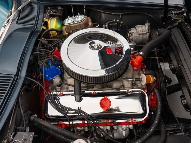 1966 Chevrolet Corvette 427 | Valley Park, Missouri | VELOCITY PERFORMANCE GARAGE