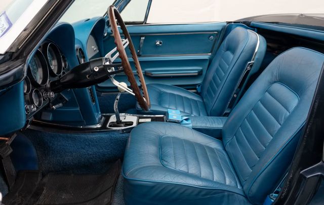 1966 Chevrolet Corvette 427 | Valley Park, Missouri | VELOCITY PERFORMANCE GARAGE