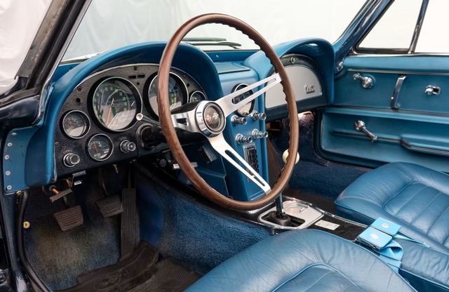 1966 Chevrolet Corvette 427 | Valley Park, Missouri | VELOCITY PERFORMANCE GARAGE