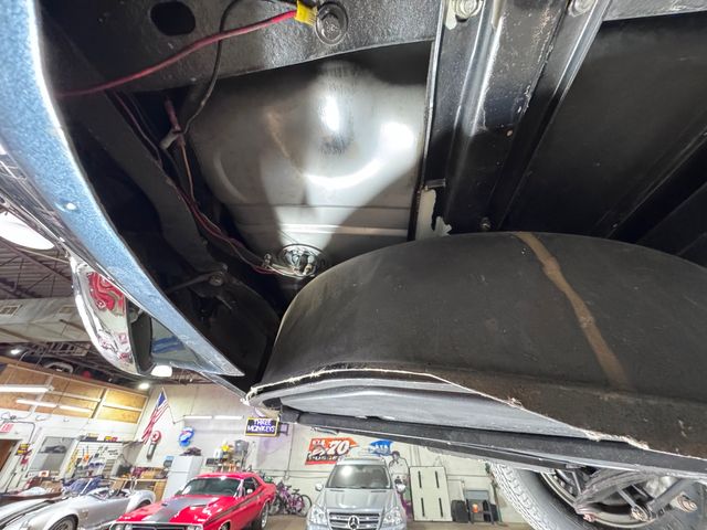 1966 Chevrolet Corvette 427 | Valley Park, Missouri | VELOCITY PERFORMANCE GARAGE 1966 Chevrolet Corvette 427 | Valley Park, Missouri | VELOCITY PERFORMANCE GARAGE