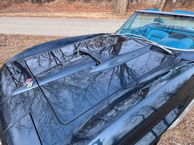 1966 Chevrolet Corvette 427 | Valley Park, Missouri | VELOCITY PERFORMANCE GARAGE 1966 Chevrolet Corvette 427 | Valley Park, Missouri | VELOCITY PERFORMANCE GARAGE