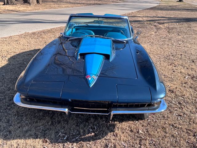 1966 Chevrolet Corvette 427 | Valley Park, Missouri | VELOCITY PERFORMANCE GARAGE