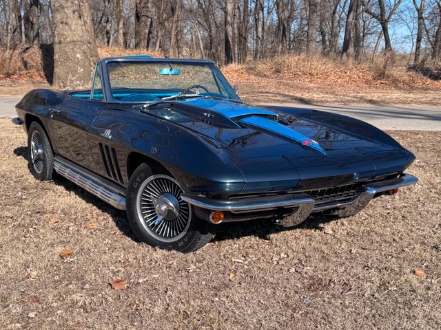1966 Chevrolet Corvette 427 | Valley Park, Missouri | VELOCITY PERFORMANCE GARAGE