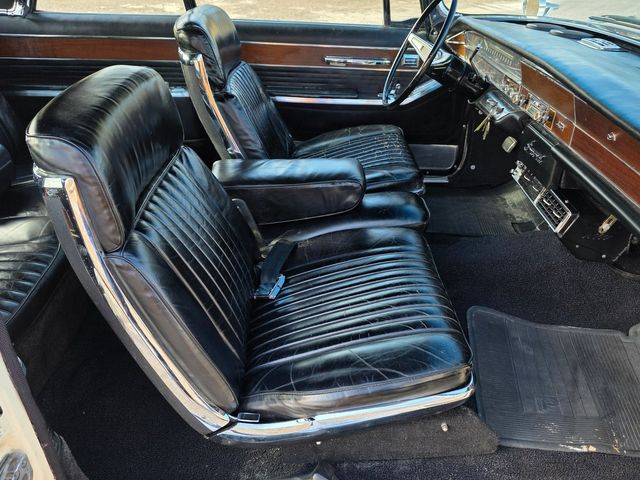 1966 Chysler Imperial Crown Hardtop