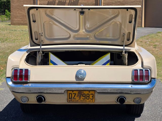 1966 Ford Mustang Hardtop Coupe 1966 Ford Mustang Hardtop Coupe
