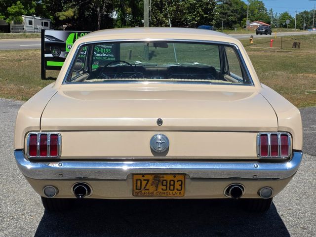 1966 Ford Mustang Hardtop Coupe 1966 Ford Mustang Hardtop Coupe