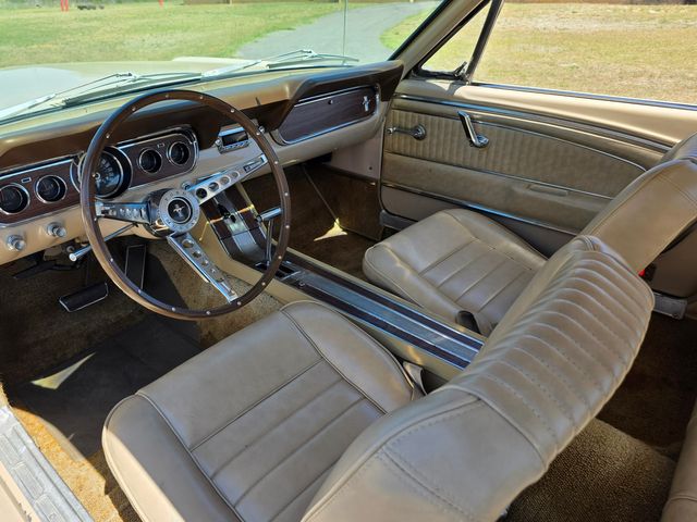1966 Ford Mustang Hardtop Coupe 1966 Ford Mustang Hardtop Coupe