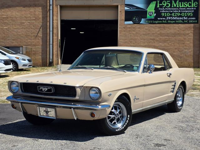 1966 Ford Mustang Hardtop Coupe 1966 Ford Mustang Hardtop Coupe