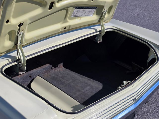 1966 Pontiac Grand Prix Coupe 1966 Pontiac Grand Prix Coupe