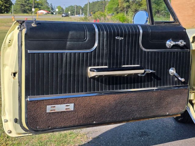 1966 Pontiac Grand Prix Coupe