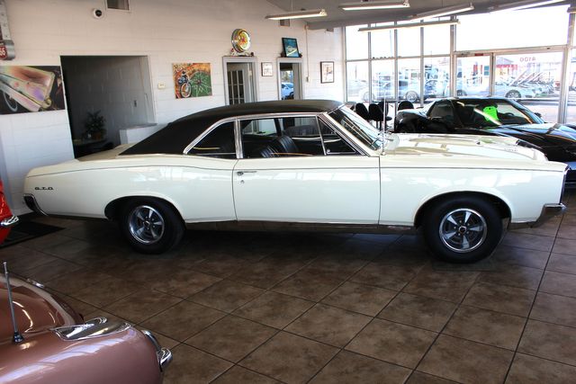 1967 Pontiac GTO Coupe | Granite City, Illinois | MasterCars Company Inc. 1967 Pontiac GTO Coupe | Granite City, Illinois | MasterCars Company Inc.