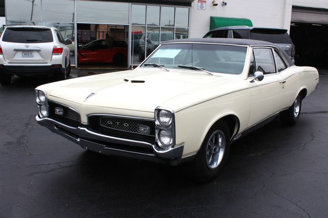 1967 Pontiac GTO Coupe | Granite City, Illinois | MasterCars Company Inc. 1967 Pontiac GTO Coupe | Granite City, Illinois | MasterCars Company Inc.