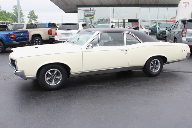 1967 Pontiac GTO Coupe | Granite City, Illinois | MasterCars Company Inc. 1967 Pontiac GTO Coupe | Granite City, Illinois | MasterCars Company Inc.