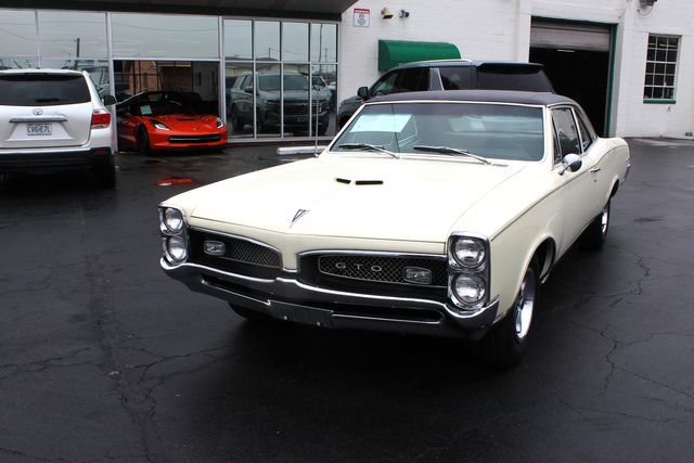 1967 Pontiac GTO Coupe | Granite City, Illinois | MasterCars Company Inc. 1967 Pontiac GTO Coupe | Granite City, Illinois | MasterCars Company Inc.