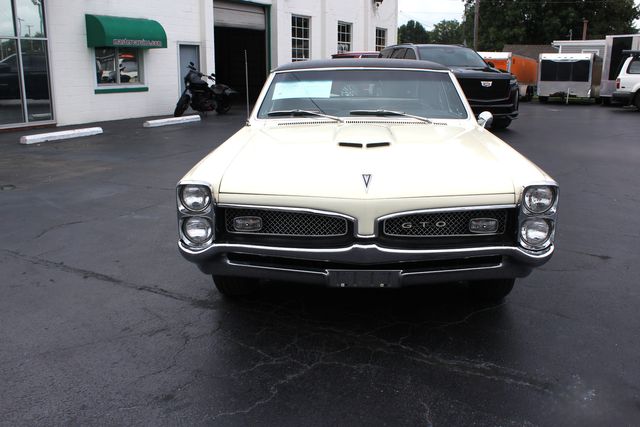1967 Pontiac GTO Coupe | Granite City, Illinois | MasterCars Company Inc. 1967 Pontiac GTO Coupe | Granite City, Illinois | MasterCars Company Inc.