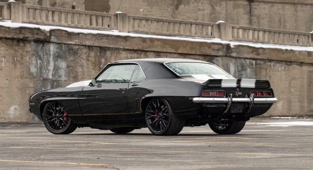 1969 Chevrolet Camaro Z/28 | Valley Park, Missouri | VELOCITY PERFORMANCE GARAGE 1969 Chevrolet Camaro Z/28 | Valley Park, Missouri | VELOCITY PERFORMANCE GARAGE