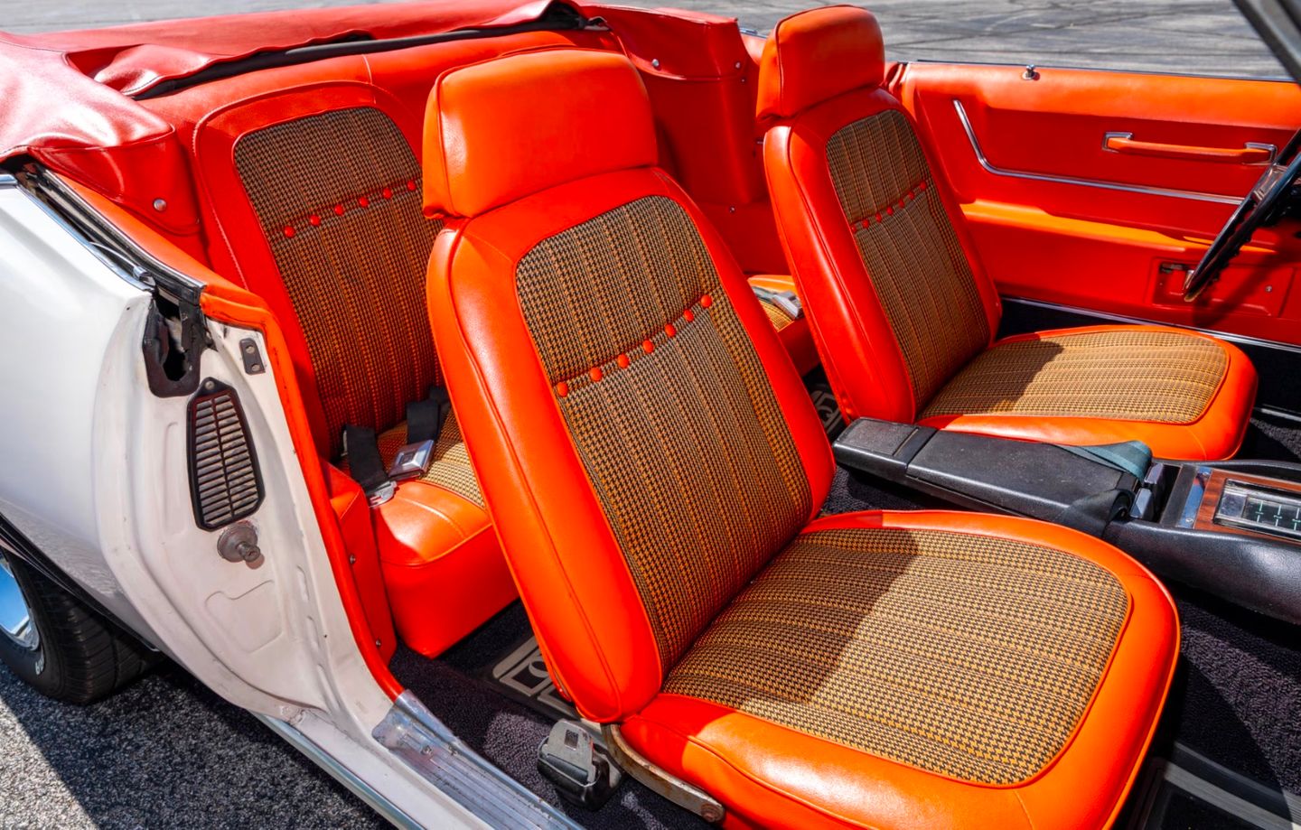 1969 CHEVROLET CAMARO 216