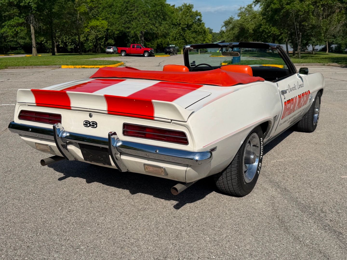 1969 CHEVROLET CAMARO 196
