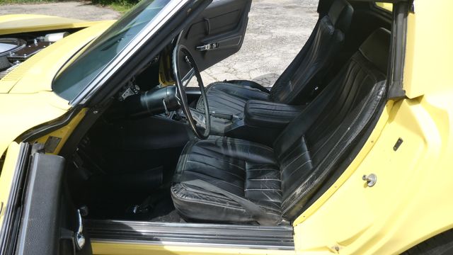 1969 CHEVROLET CORVETTE- LOW MILES 2 DR