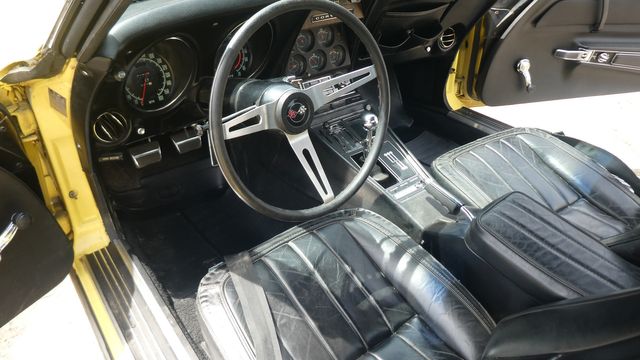 1969 CHEVROLET CORVETTE- LOW MILES 2 DR