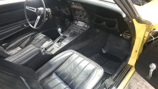 1969 CHEVROLET CORVETTE- LOW MILES 2 DR