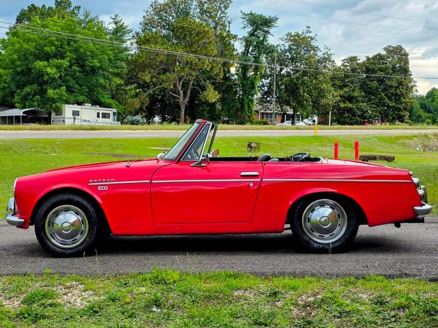 1969 Datsun 1600 Convertible 1969 Datsun 1600 Convertible