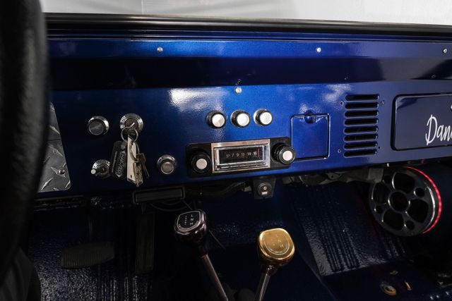 1969 Ford Bronco Sport Roadster | Dallas, TX | Stevens Motor Company LLC 1969 Ford Bronco Sport Roadster | Dallas, TX | Stevens Motor Company LLC