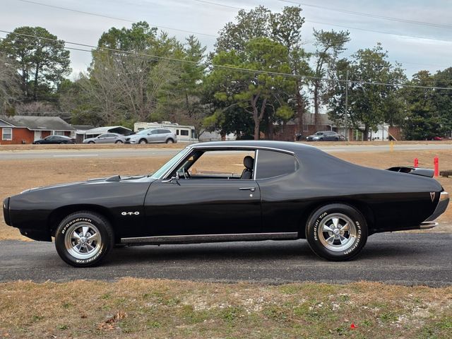 1969 Pontiac LeMans GTO Tribute