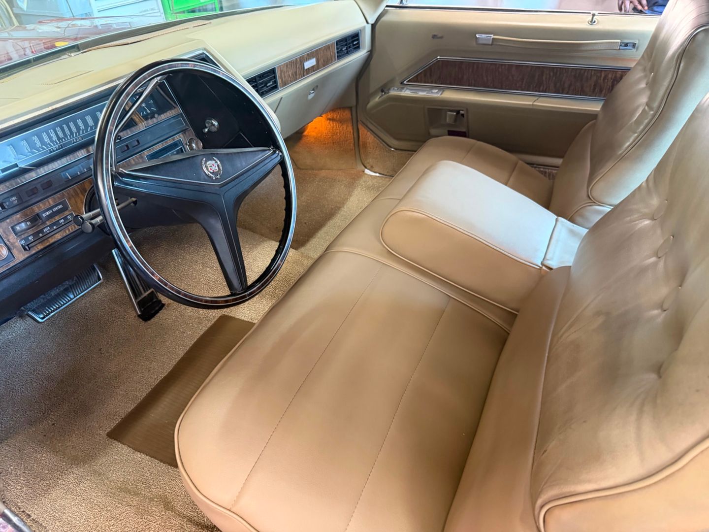 1970 CADILLAC DEVILLE 311