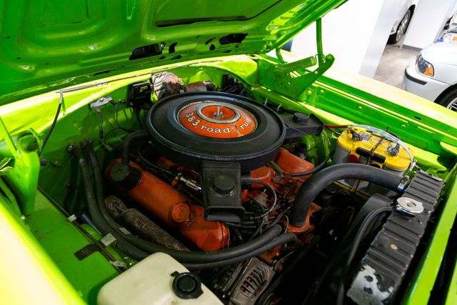 1970 Plymouth ROADRUNNER 383 cubic-inch big-block Mopar V8.