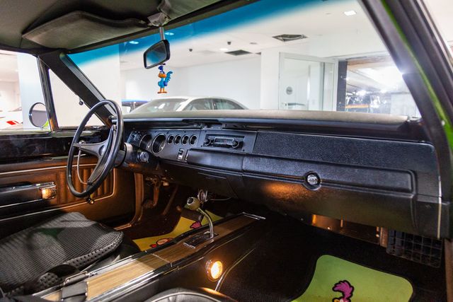 1970 Plymouth ROADRUNNER 383 cubic-inch big-block Mopar V8.