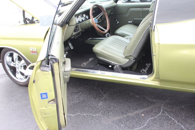 1971 Chevrolet Chevelle SS Tribute Resto-Mod | Granite City, Illinois | MasterCars Company Inc. 1971 Chevrolet Chevelle SS Tribute Resto-Mod | Granite City, Illinois | MasterCars Company Inc.