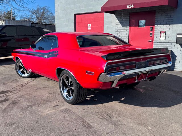 1971 Dodge CHALLENGER HEMI R/T | Valley Park, Missouri | VELOCITY PERFORMANCE GARAGE 1971 Dodge CHALLENGER HEMI R/T | Valley Park, Missouri | VELOCITY PERFORMANCE GARAGE