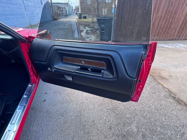 1971 Dodge CHALLENGER HEMI R/T | Valley Park, Missouri | VELOCITY PERFORMANCE GARAGE 1971 Dodge CHALLENGER HEMI R/T | Valley Park, Missouri | VELOCITY PERFORMANCE GARAGE