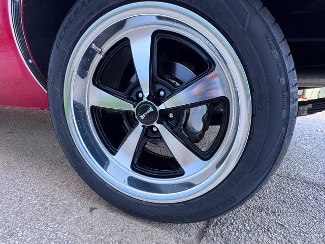 1971 Dodge CHALLENGER HEMI R/T | Valley Park, Missouri | VELOCITY PERFORMANCE GARAGE 1971 Dodge CHALLENGER HEMI R/T | Valley Park, Missouri | VELOCITY PERFORMANCE GARAGE