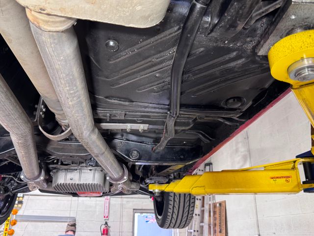 1971 Dodge CHALLENGER HEMI R/T | Valley Park, Missouri | VELOCITY PERFORMANCE GARAGE 1971 Dodge CHALLENGER HEMI R/T | Valley Park, Missouri | VELOCITY PERFORMANCE GARAGE