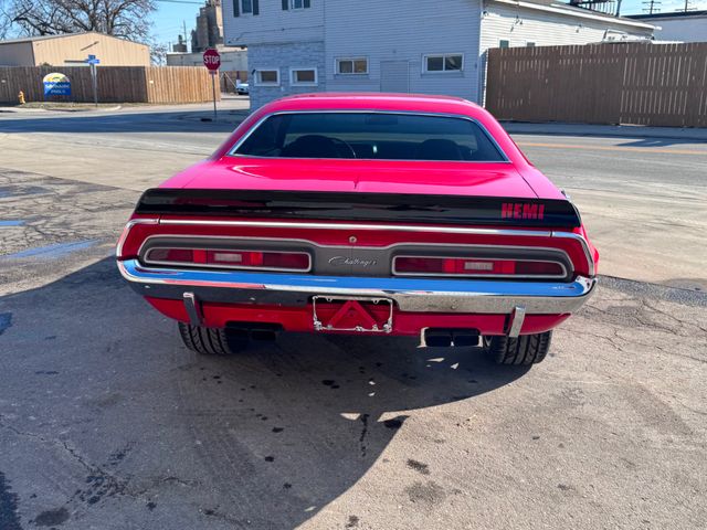 1971 Dodge CHALLENGER HEMI R/T | Valley Park, Missouri | VELOCITY PERFORMANCE GARAGE 1971 Dodge CHALLENGER HEMI R/T | Valley Park, Missouri | VELOCITY PERFORMANCE GARAGE