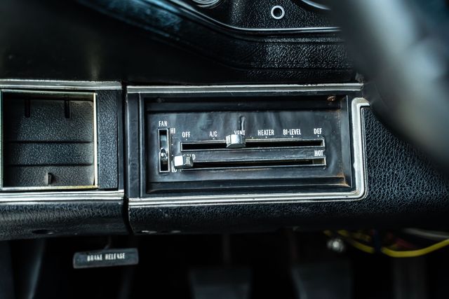 1973 Chevrolet Camaro Z28 350ci Engine 4 Speed Factory AC Car | Dallas, TX | RPM Garage