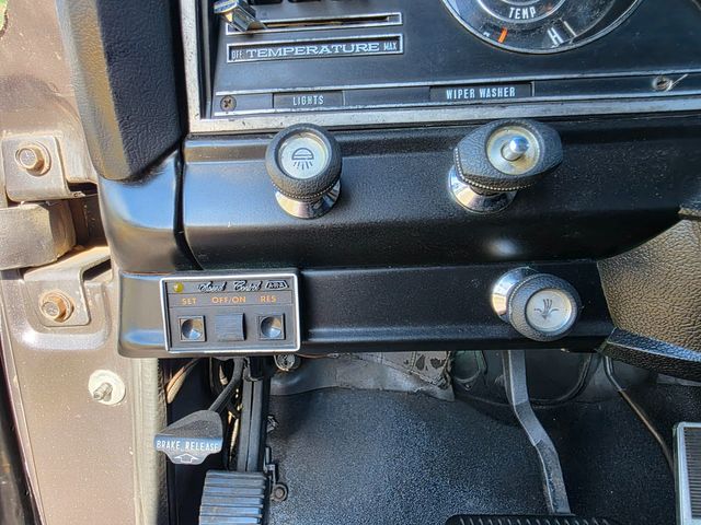 1974 Jeep Wagoneer Quadra-Trac 1974 Jeep Wagoneer Quadra-Trac