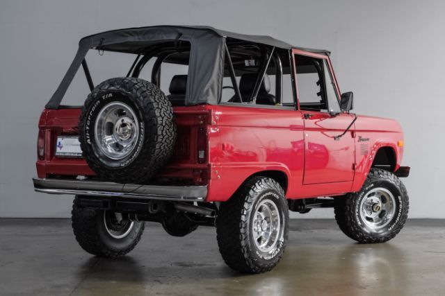 1975 Ford Bronco Frame Off Resto V8 302ci P/S P/B A/C Lift BFG Tire | Dallas, TX | East Dallas Diesel 1975 Ford Bronco Frame Off Resto V8 302ci P/S P/B A/C Lift BFG Tire | Dallas, TX | East Dallas Diesel
